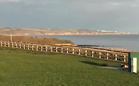 Stunning 3-Bed Caravan With Sea Views