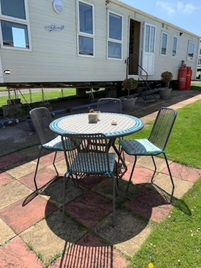 Stunning 3-Bed Caravan With Sea Views Hart (Durham) Exterior photo